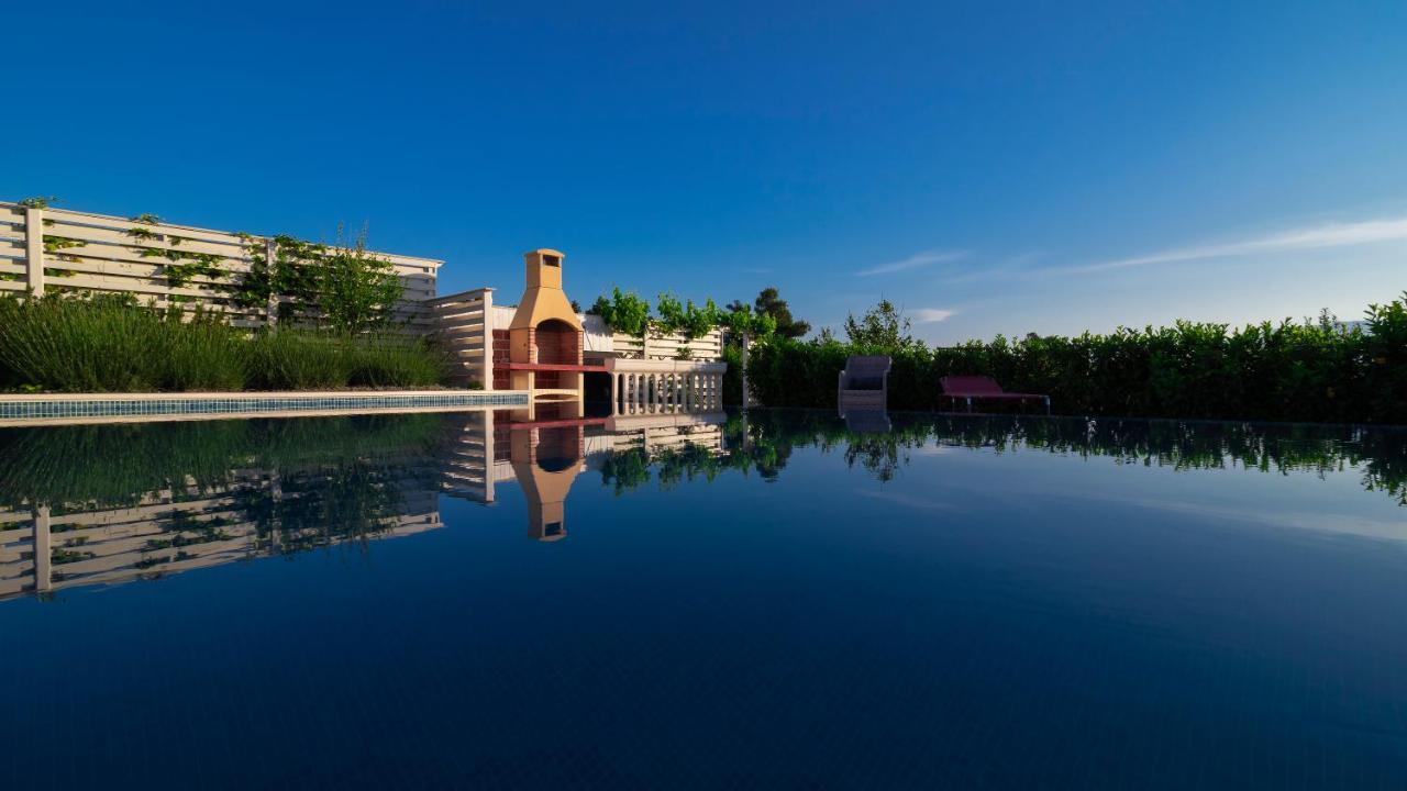 Sea Cats' Villas Sutivan Exterior foto