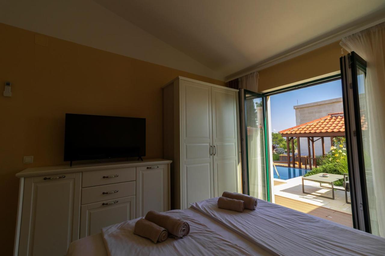 Sea Cats' Villas Sutivan Exterior foto